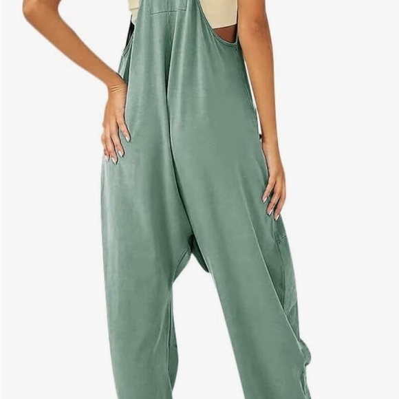 Sumer loose romper - Picture 3 of 4